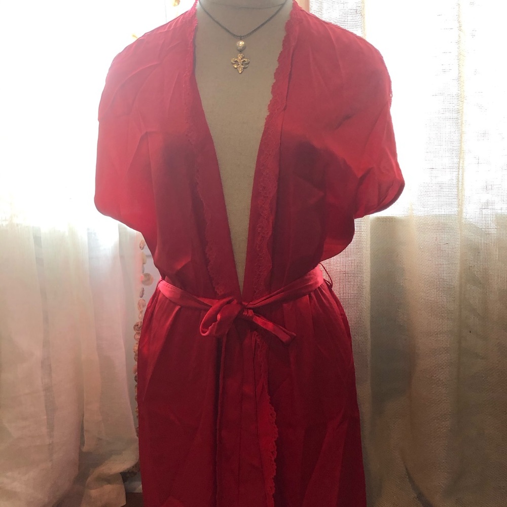 Victoria Secret red silky robe. NWT. Size PS